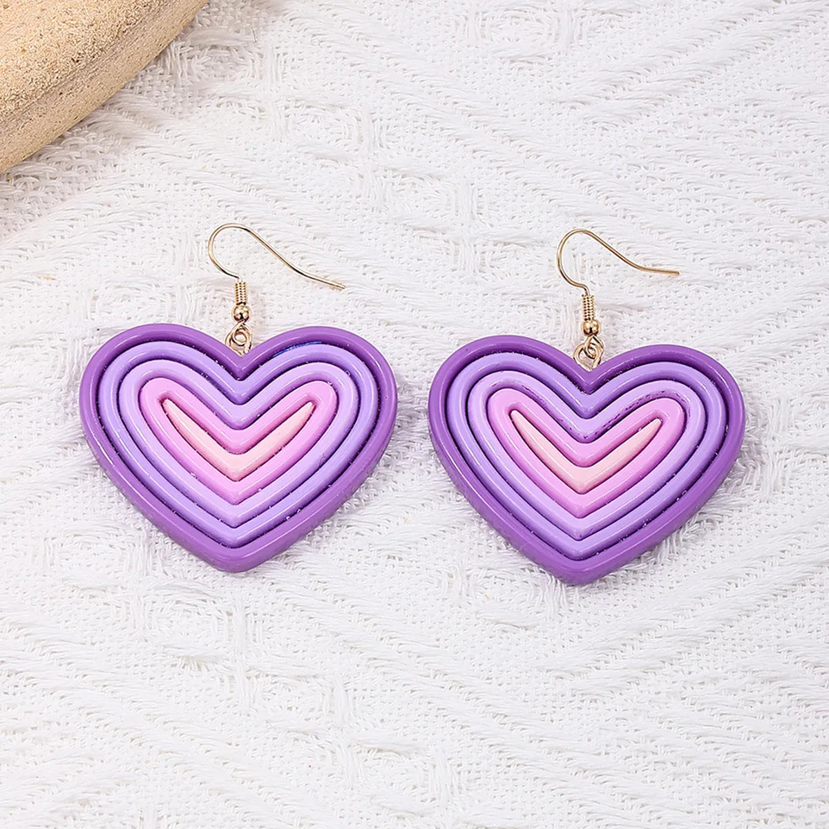 1 Pair Sweet Heart Shape Arylic Drop Earrings