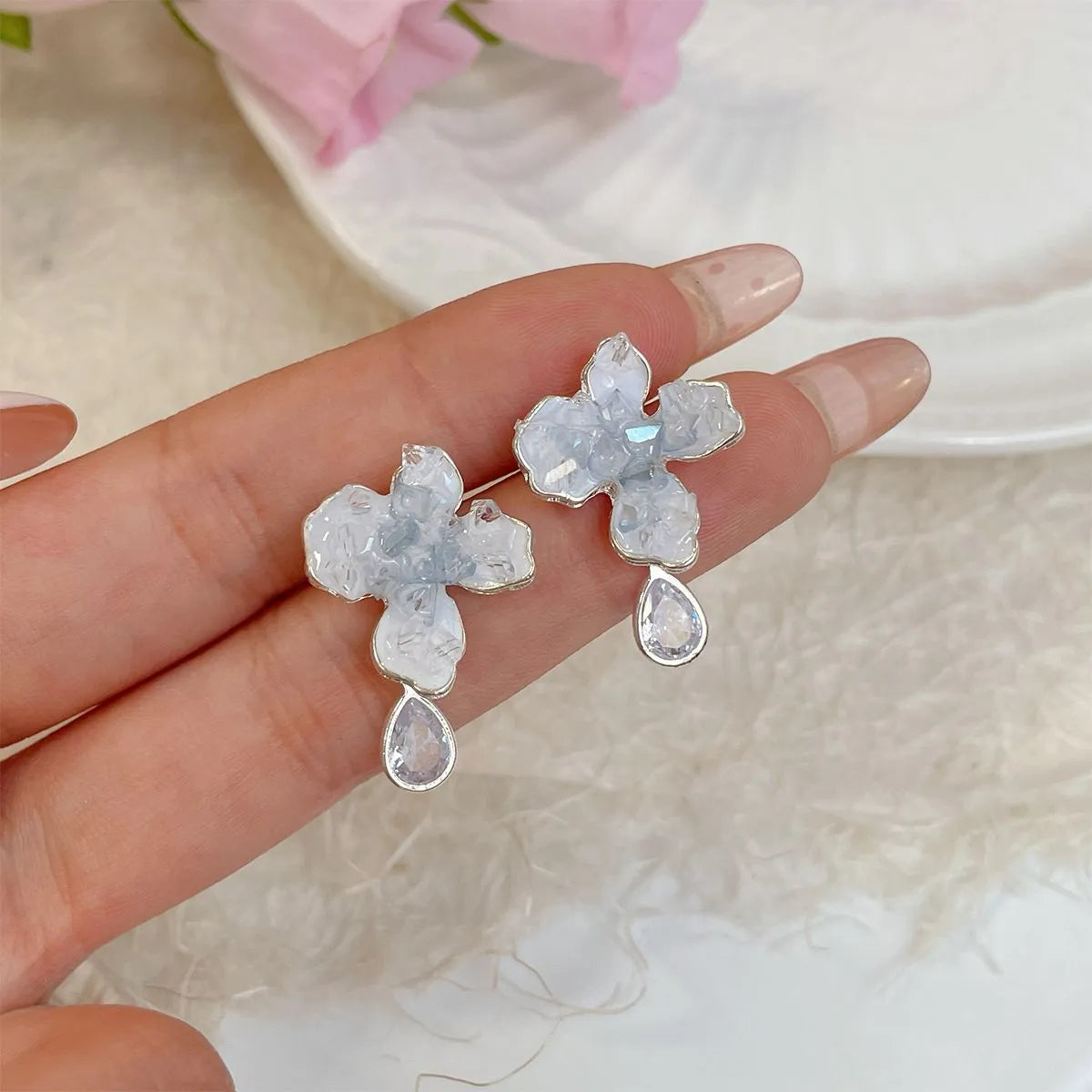 1 Pair Sweet Heart Shape Butterfly Zinc Alloy Ear Studs