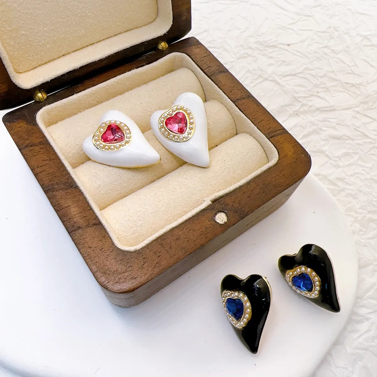 1 Pair Sweet Heart Shape Enamel Inlay Copper Zircon Ear Studs