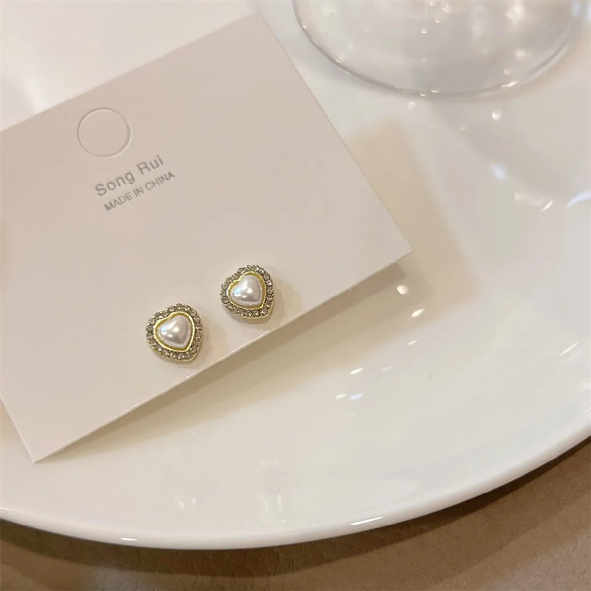 1 Pair Sweet Heart Shape Inlay Alloy Artificial Pearls Zircon Ear Studs