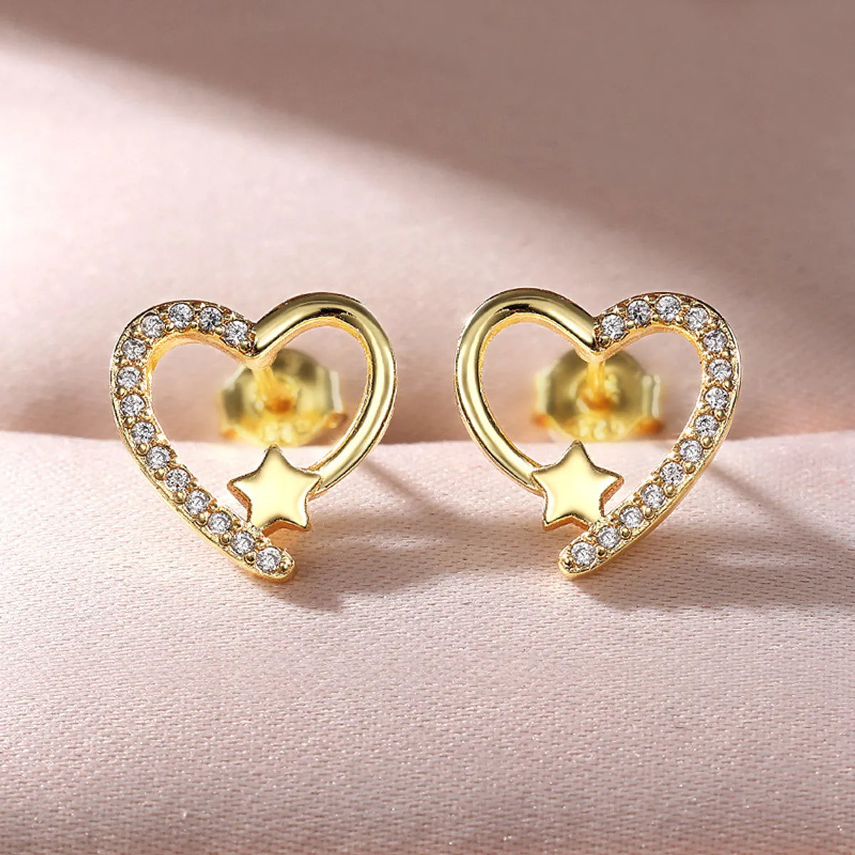 1 Pair Sweet Heart Shape Inlay Copper Zircon Ear Studs