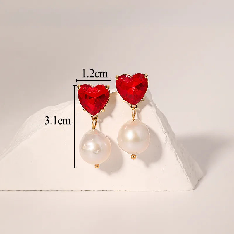 1 Pair Sweet Heart Shape Plating Inlay Imitation Pearl Copper Rhinestones 18k Gold Plated Drop Earrings