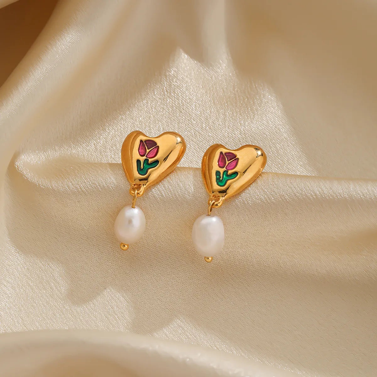 1 Pair Sweet Heart Shape Rose Enamel Hollow Out Freshwater Pearl Copper 18k Gold Plated Drop Earrings