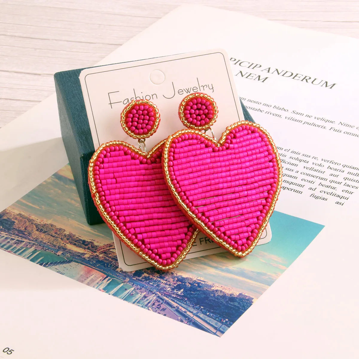 1 Pair Sweet Heart Shape Seed Bead Drop Earrings