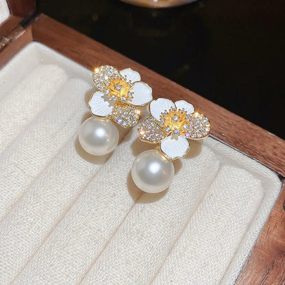 1 Pair Sweet Korean Style Flower Inlay Alloy Rhinestones Pearl Gold Plated Drop Earrings