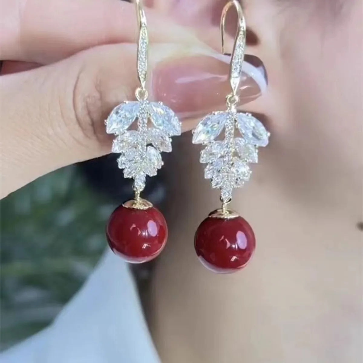 1 Pair Sweet Maple Leaf Plating Inlay Alloy Artificial Pearls Zircon Gold Plated Drop Earrings