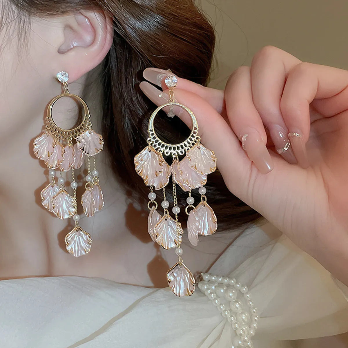 1 Pair Sweet Petal Tassel Inlay Alloy Zircon Drop Earrings