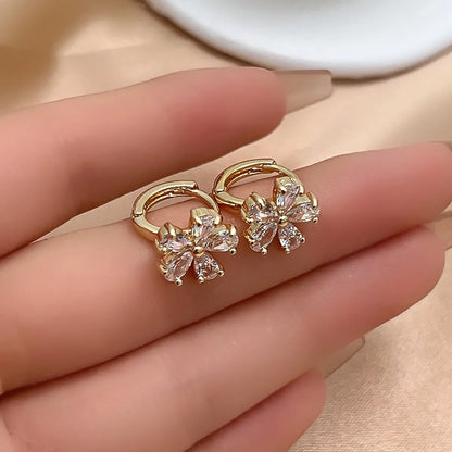 1 Pair Sweet Shiny Flower Plating Inlay Copper Zircon Gold Plated Earrings