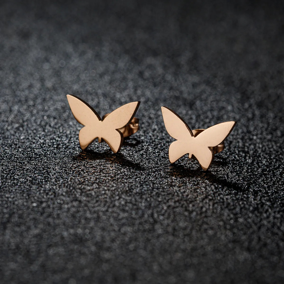 1 Pair Sweet Simple Style Artistic Heart Shape Butterfly Polishing 304 Stainless Steel 18K Gold Plated Ear Studs