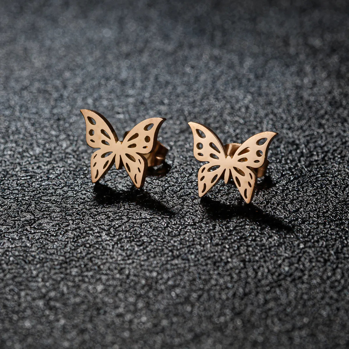 1 Pair Sweet Simple Style Artistic Heart Shape Butterfly Polishing 304 Stainless Steel 18K Gold Plated Ear Studs