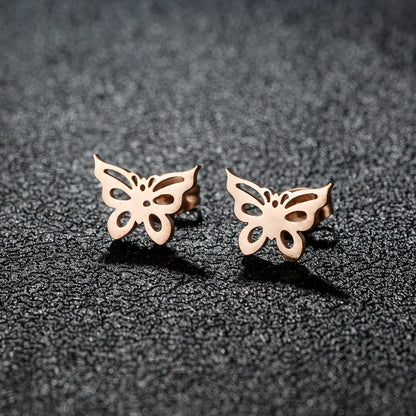 1 Pair Sweet Simple Style Artistic Heart Shape Butterfly Polishing 304 Stainless Steel 18K Gold Plated Ear Studs