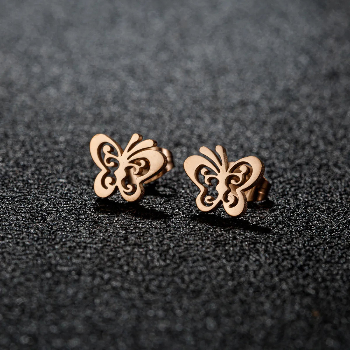 1 Pair Sweet Simple Style Artistic Heart Shape Butterfly Polishing 304 Stainless Steel 18K Gold Plated Ear Studs