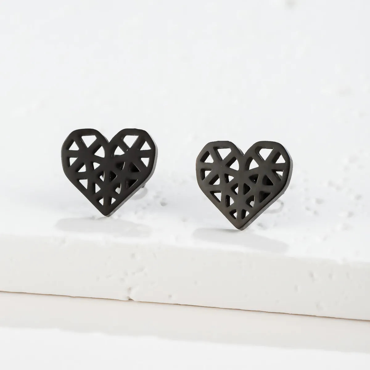 1 Pair Sweet Simple Style Artistic Heart Shape Butterfly Polishing 304 Stainless Steel 18K Gold Plated Ear Studs