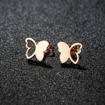 1 Pair Sweet Simple Style Artistic Heart Shape Butterfly Polishing 304 Stainless Steel 18K Gold Plated Ear Studs