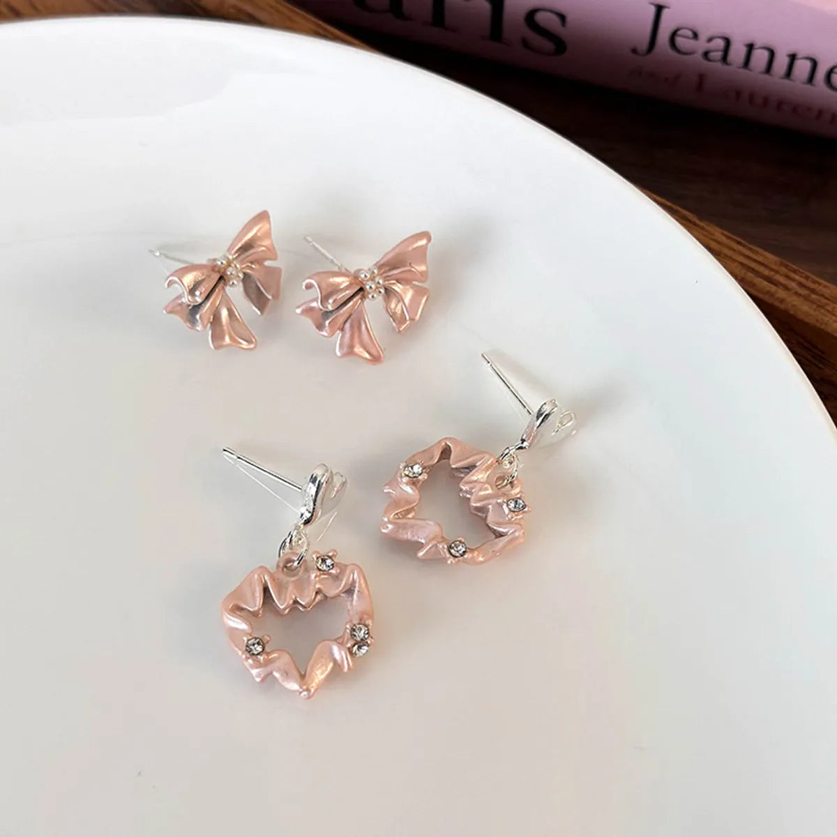 1 Pair Sweet Simple Style Bow Knot Inlay Alloy Zircon Ear Studs