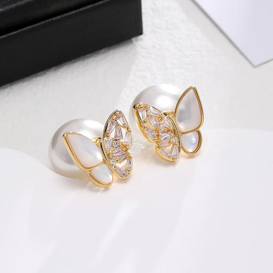 1 Pair Sweet Simple Style Butterfly Inlay Imitation Pearl Copper Zircon 18K Gold Plated Ear Studs