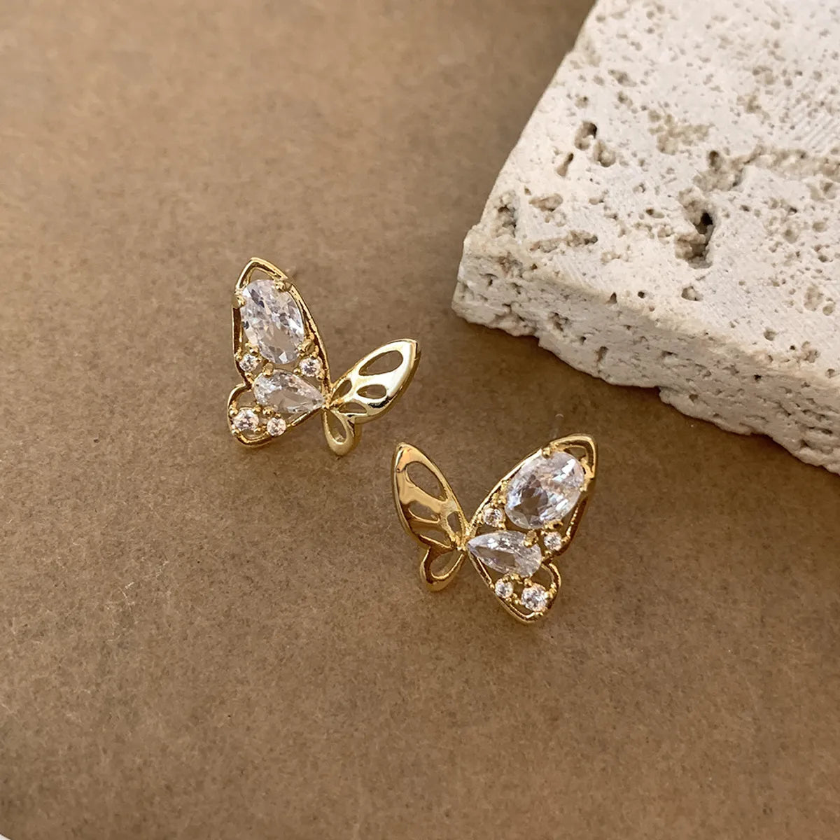 1 Pair Sweet Simple Style Butterfly Plating Inlay Copper Zircon 18K Gold Plated Ear Studs