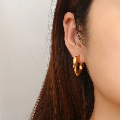 1 Pair Sweet Simple Style Classic Style Heart Shape Plating 304 Stainless Steel 18K Gold Plated Ear Studs