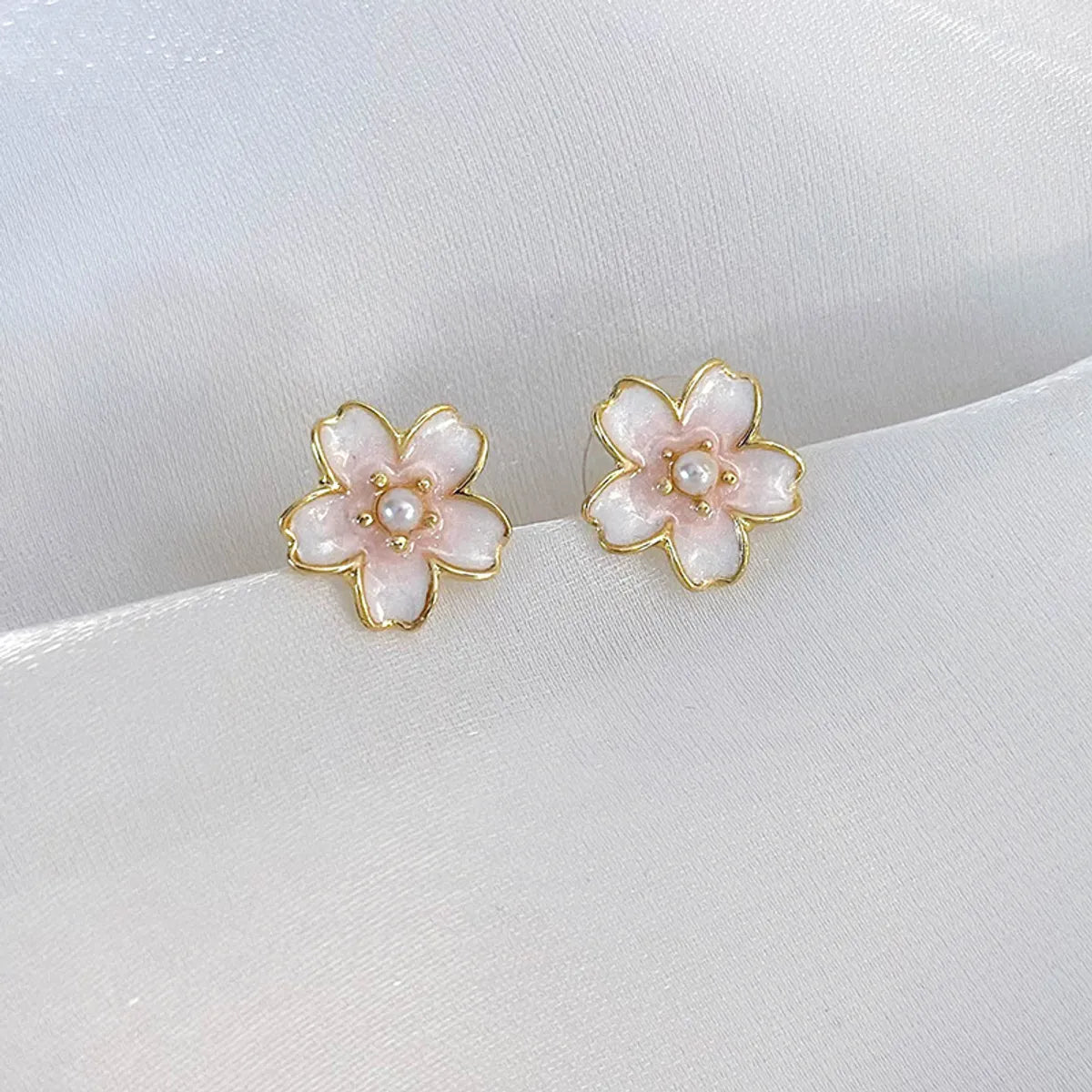 1 Pair Sweet Simple Style Flower Inlay Alloy Alloy Pearl Drop Earrings