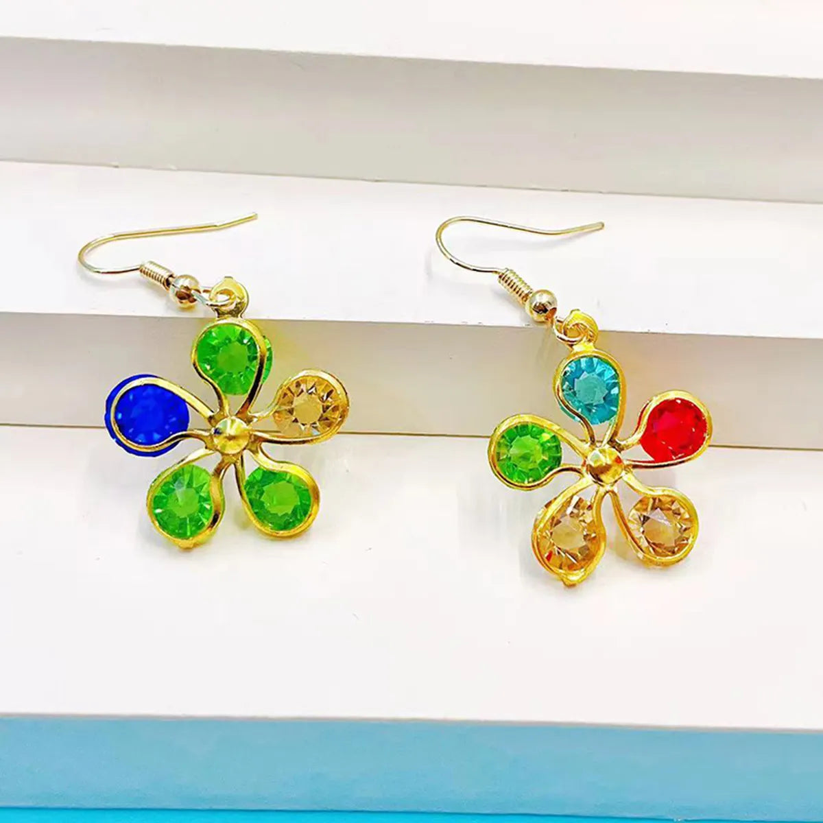 1 Pair Sweet Simple Style Flower Plating Inlay Alloy Artificial Gemstones Rhinestones 14k Gold Plated Drop Earrings