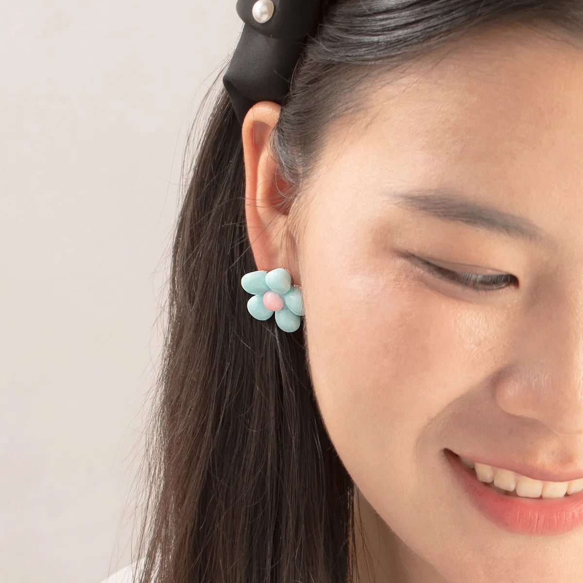 1 Pair Sweet Simple Style Flower Resin Ear Studs