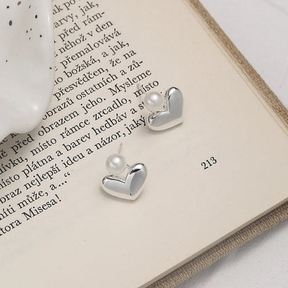 1 Pair Sweet Simple Style Heart Shape Hollow Out Inlay Sterling Silver Pearl Drop Earrings