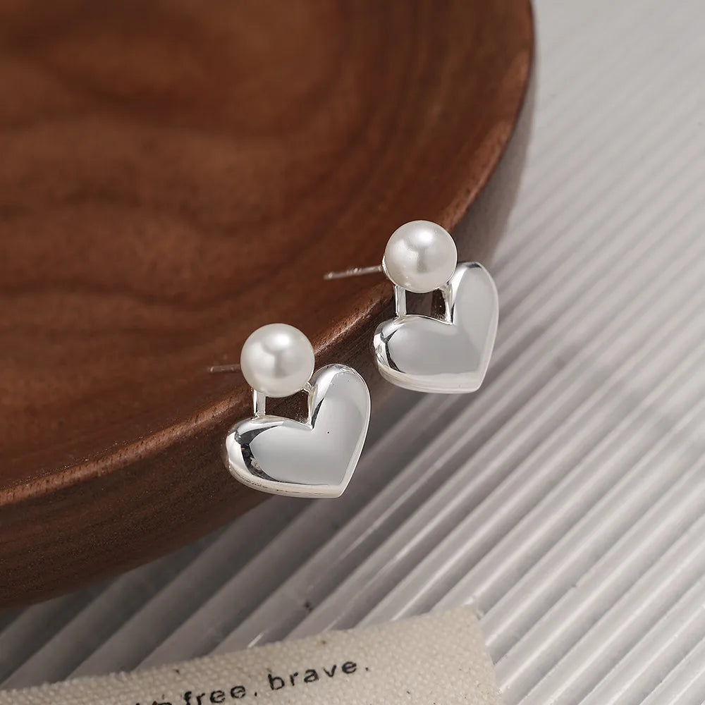 1 Pair Sweet Simple Style Heart Shape Hollow Out Inlay Sterling Silver Pearl Drop Earrings