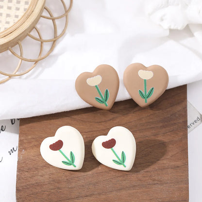 1 Pair Sweet Simple Style Heart Shape Plastic Resin Ear Studs