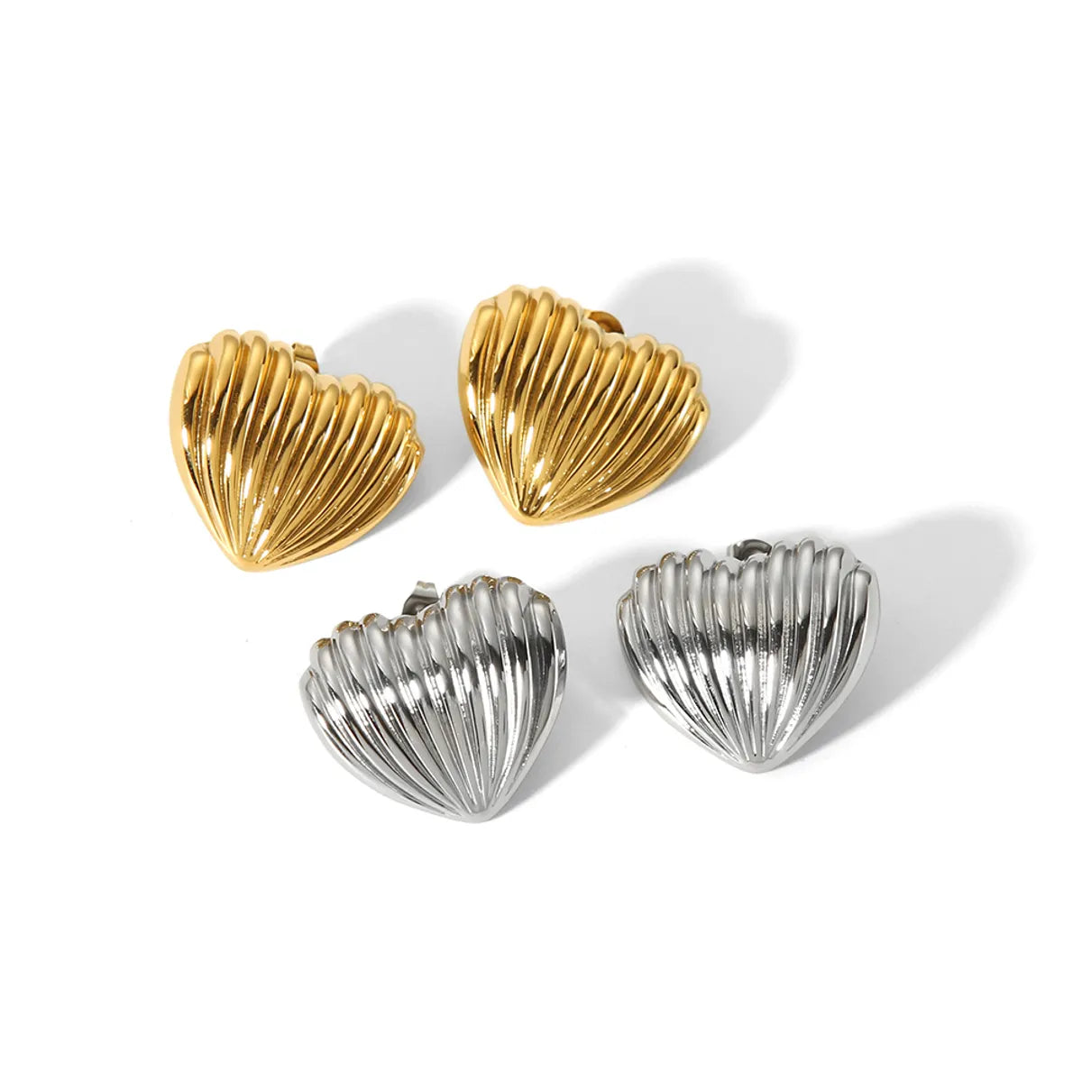 1 Pair Sweet Simple Style Heart Shape Polishing Stainless Steel 18K Gold Plated Ear Studs