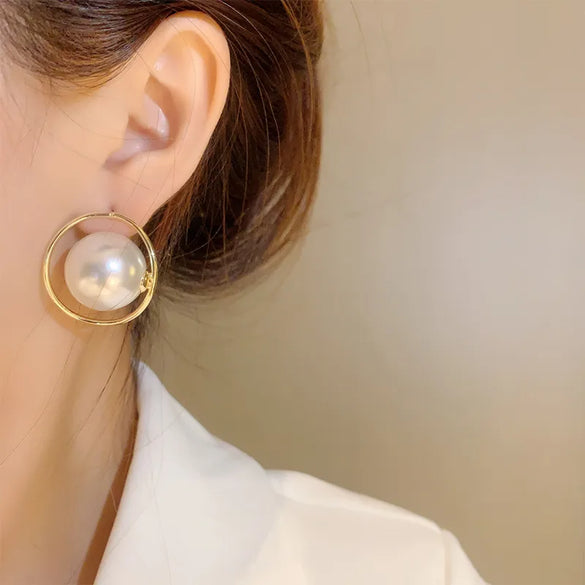 1 Pair Sweet Simple Style Round Inlay Imitation Pearl Alloy Artificial Pearls Ear Studs