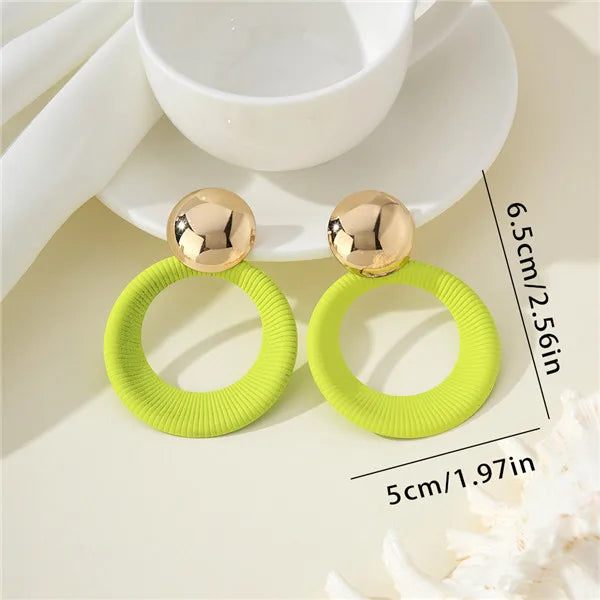 1 Pair Sweet Simple Style Round Spray Paint Hollow Out Alloy Drop Earrings