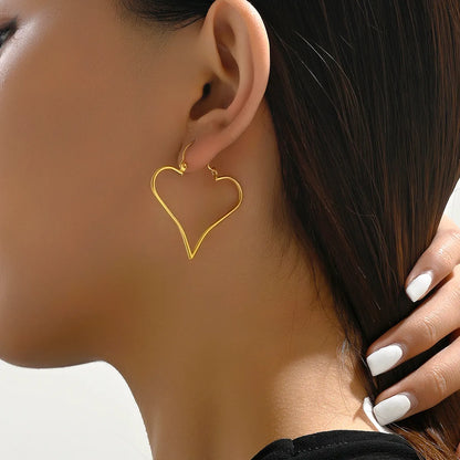 1 Pair Sweet Simple Style Solid Color Twist 201 Stainless Steel 18K Gold Plated Earrings