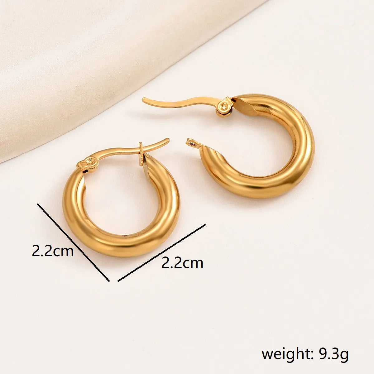 1 Pair Sweet Simple Style Solid Color Twist 201 Stainless Steel 18K Gold Plated Earrings