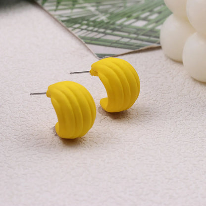 1 Pair Sweet Solid Color Spray Paint Arylic Ear Studs