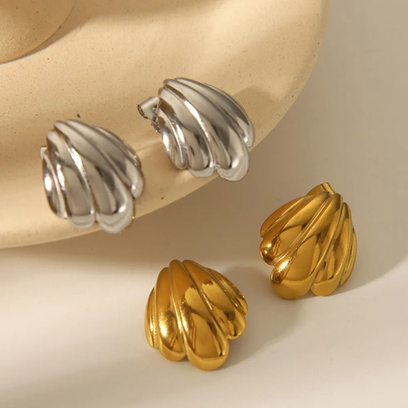 1 Pair Vacation Beach Simple Style Solid Color Shell Plating 304 Stainless Steel 18K Gold Plated Ear Studs