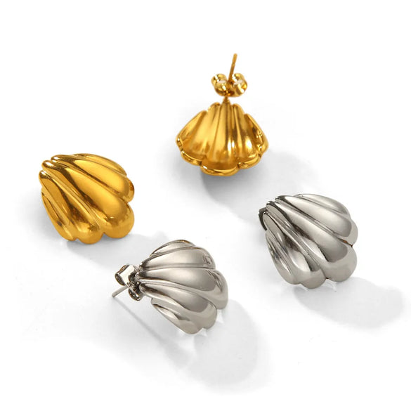 1 Pair Vacation Beach Simple Style Solid Color Shell Plating 304 Stainless Steel 18K Gold Plated Ear Studs
