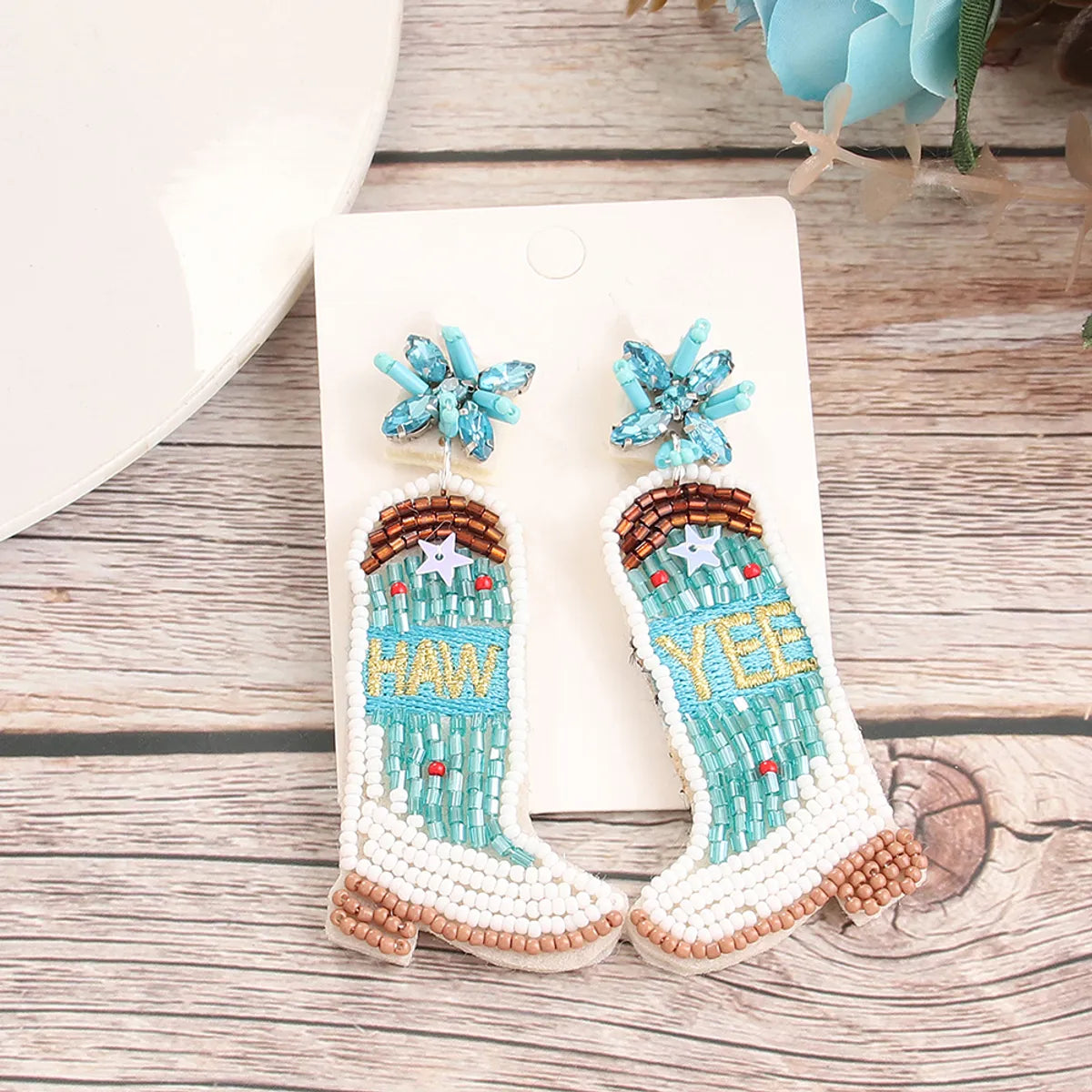 1 Pair Vacation Bohemian Boots Beaded Embroidery Inlay Cloth Glass Drop Earrings