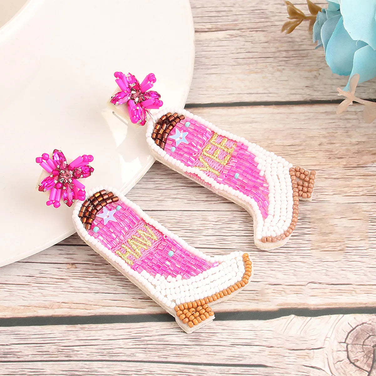 1 Pair Vacation Bohemian Boots Beaded Embroidery Inlay Cloth Glass Drop Earrings