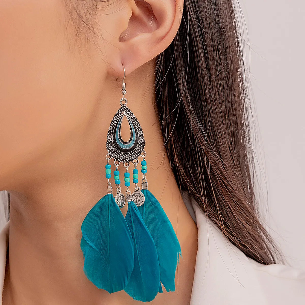 1 Pair Vacation Bohemian Water Droplets Flower Plating Artificial Feather Alloy Gold Plated Silver Plated Drop Earrings