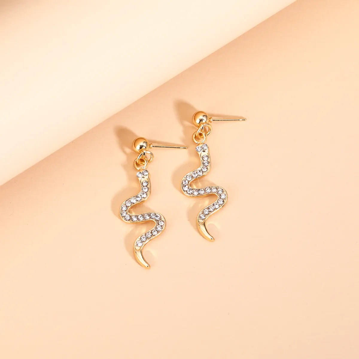 1 Pair Vacation Classic Style Snake Inlay Alloy Rhinestones Drop Earrings