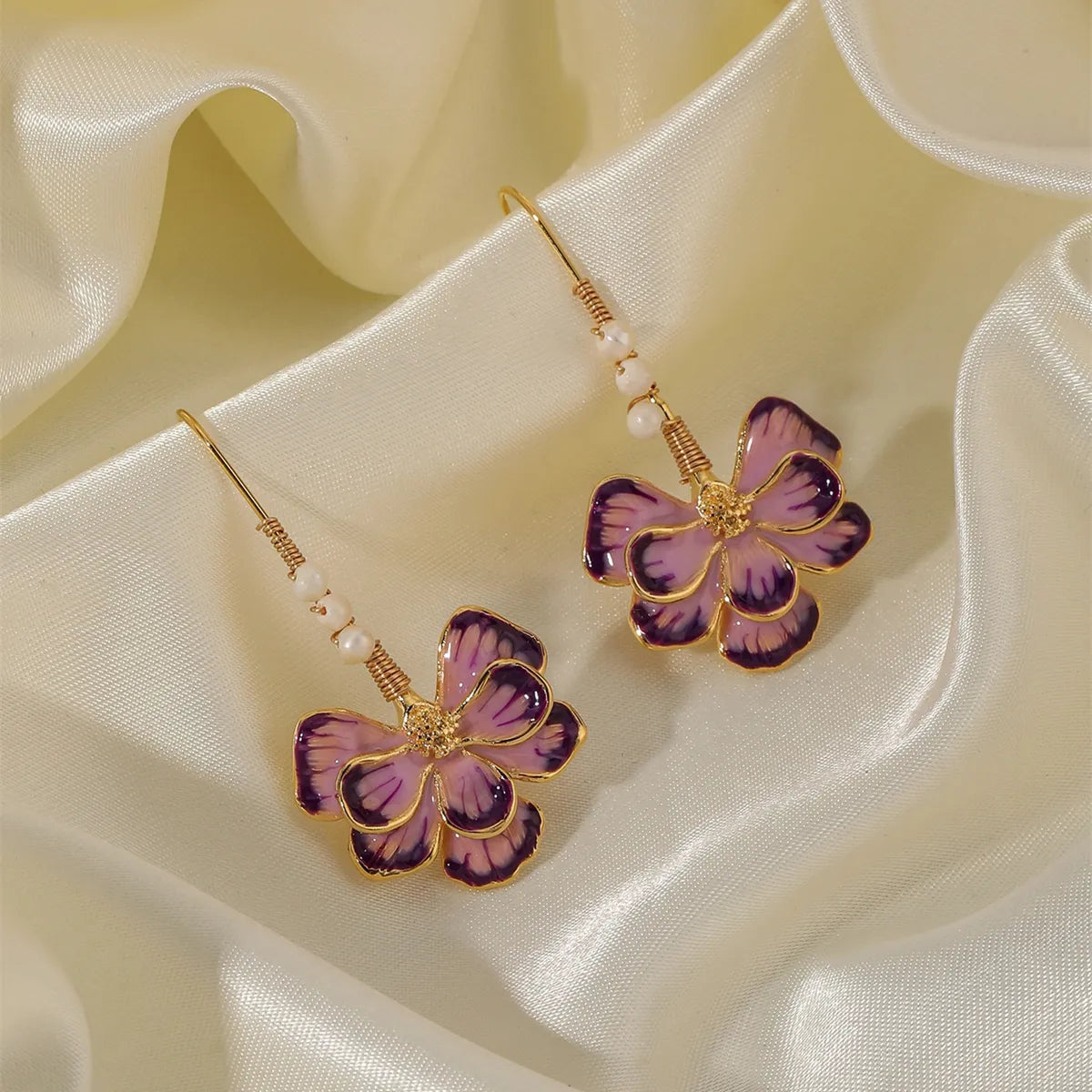 1 Pair Vacation Flower Enamel Inlay Copper Freshwater Pearl 18K Gold Plated Drop Earrings