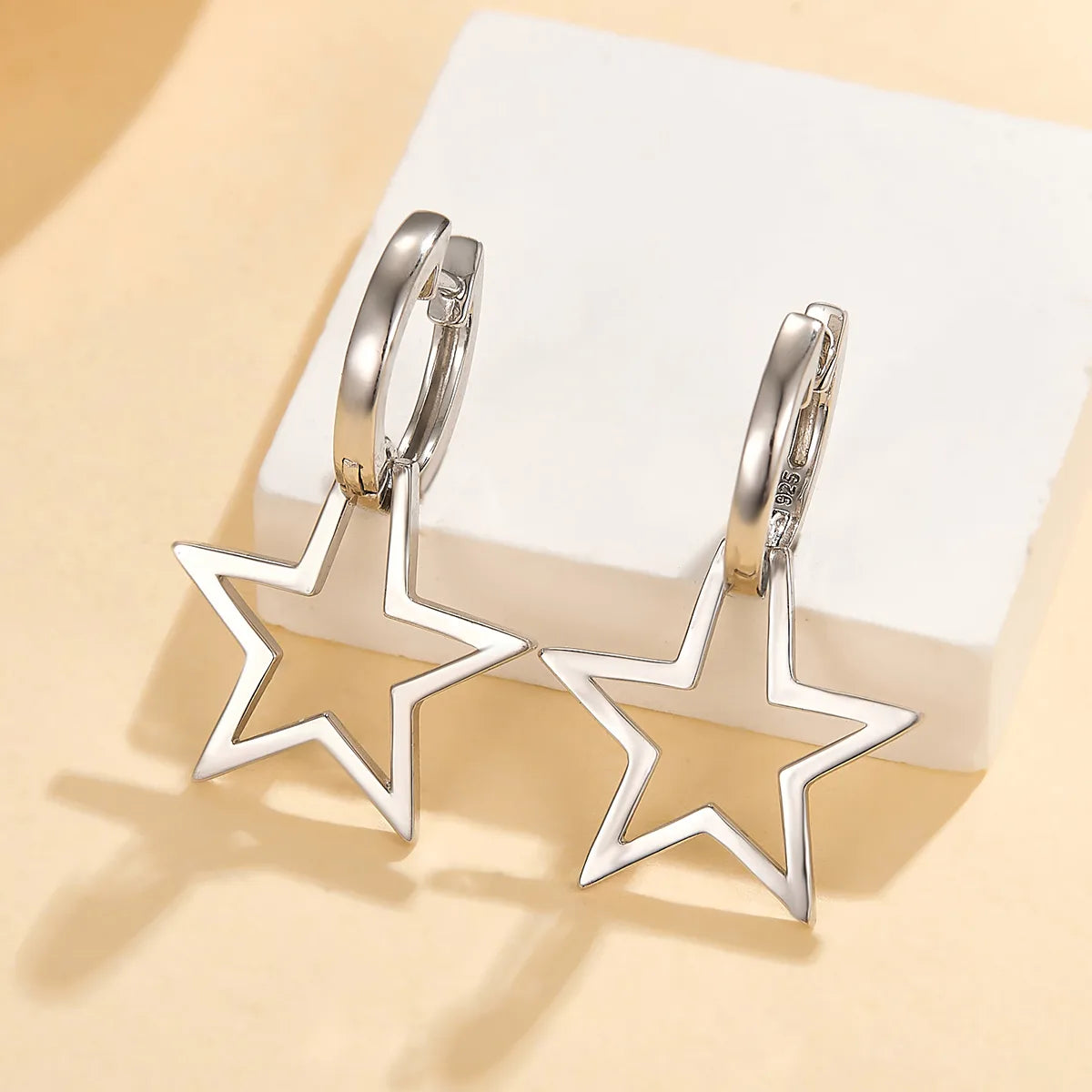 1 Pair Vacation Modern Style Classic Style Star Hollow Out Sterling Silver White Gold Plated Drop Earrings