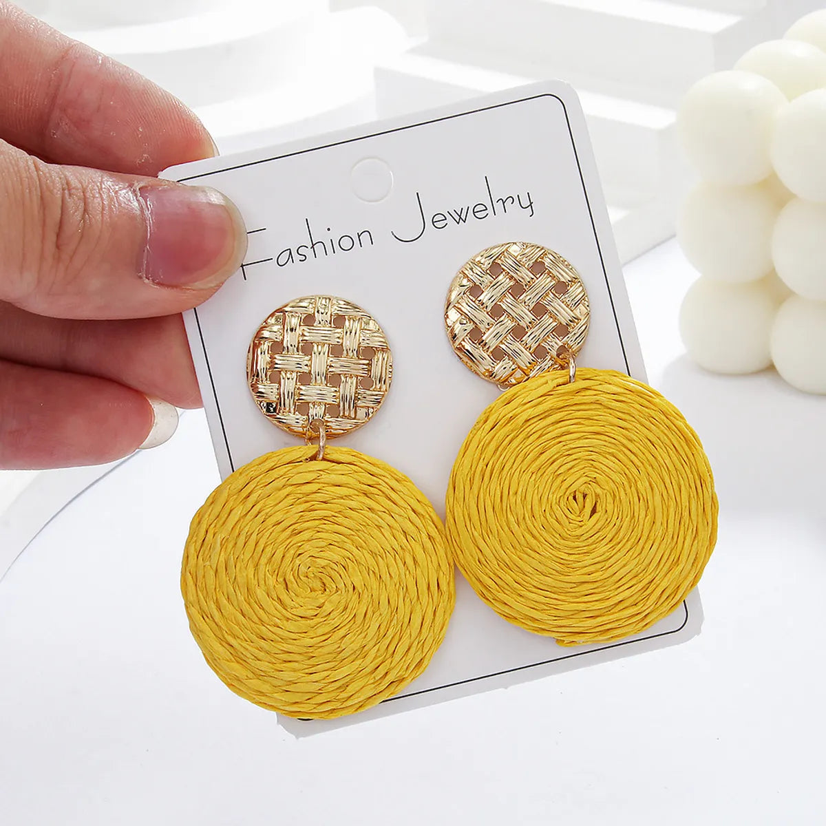 1 Pair Vacation Round Raffia Drop Earrings