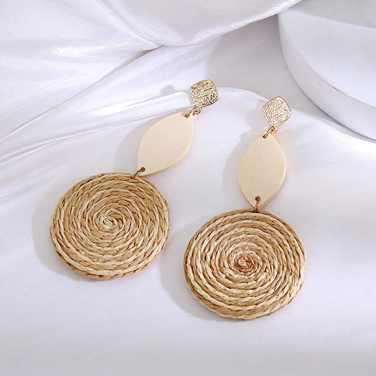 1 Pair Vacation Round Rattan Handmade Women's Drop Earrings