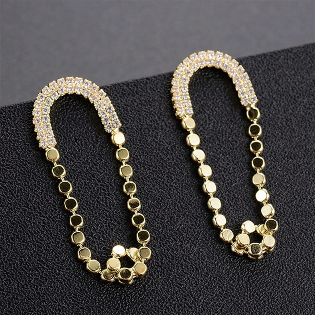 1 Pair Vacation Shiny Round Plating Inlay Copper Pearl Zircon Drop Earrings