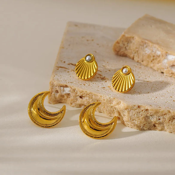 1 Pair Vacation Simple Style Classic Style Moon Shell 304 Stainless Steel Ear Studs