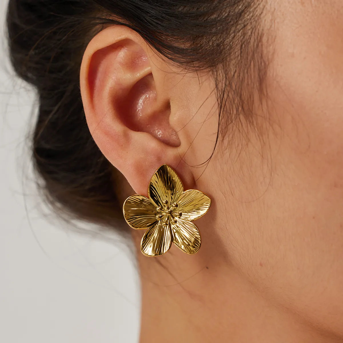 1 Pair Vacation Simple Style Flower Plating Inlay 304 Stainless Steel Zircon 18K Gold Plated Ear Studs