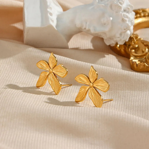 1 Pair Vintage Style Artistic Flower Petal Plating 304 Stainless Steel 18K Gold Plated Ear Studs