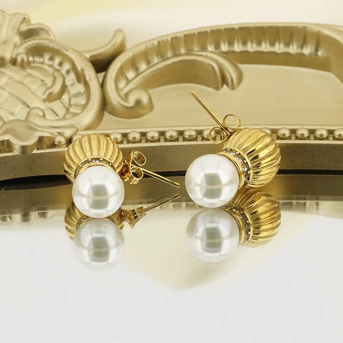 1 Pair Vintage Style Crown Inlay 304 Stainless Steel Pearl Zircon 18K Gold Plated Ear Studs