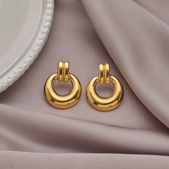 1 Pair Vintage Style Exaggerated Asymmetrical Quadrilateral Flower Plating Inlay 304 Stainless Steel Artificial Pearls 18K Gold Plated Ear Studs